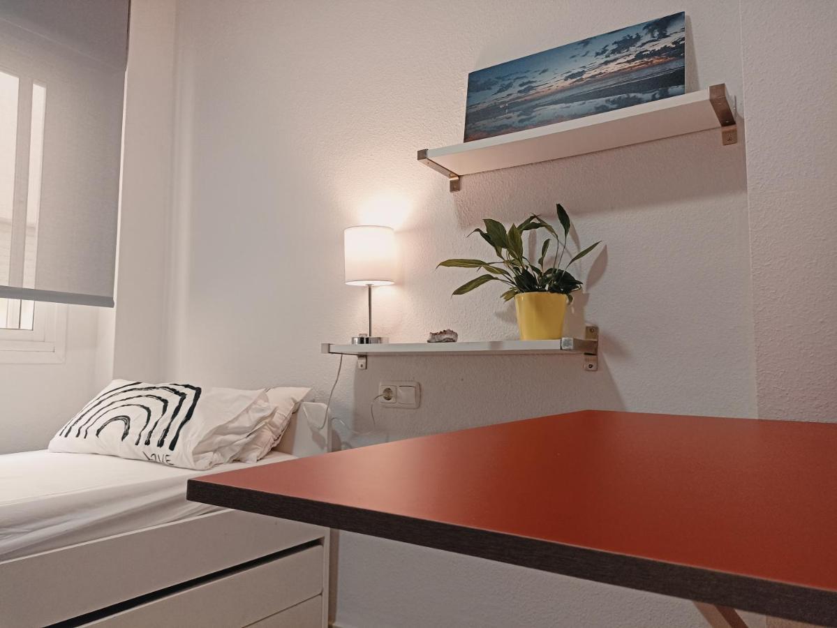 Confortable Habitacion Centrica En Piso Privado Apartment Málaga Exterior foto