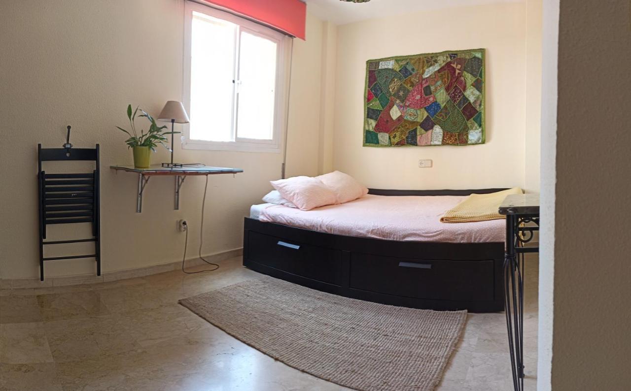 Confortable Habitacion Centrica En Piso Privado Apartment Málaga Exterior foto