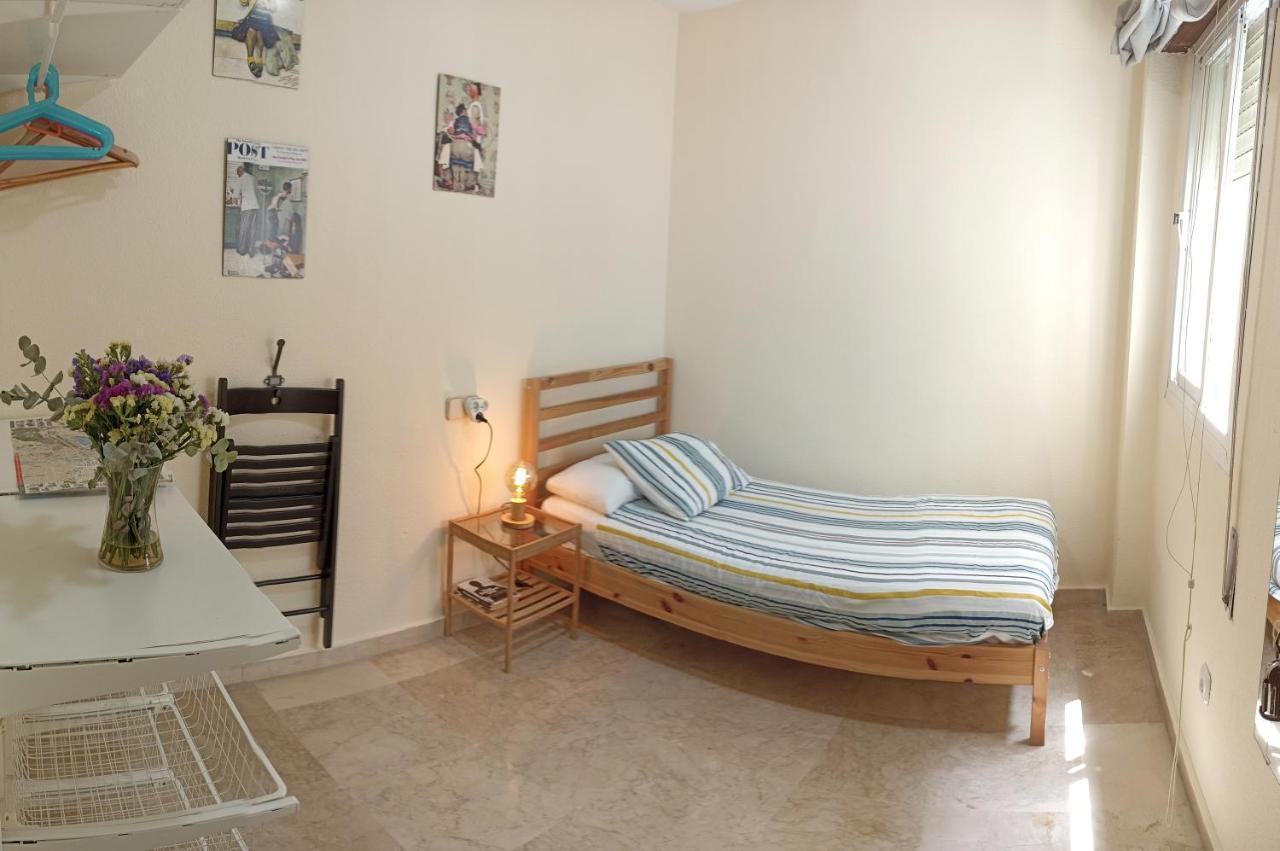 Confortable Habitacion Centrica En Piso Privado Apartment Málaga Exterior foto