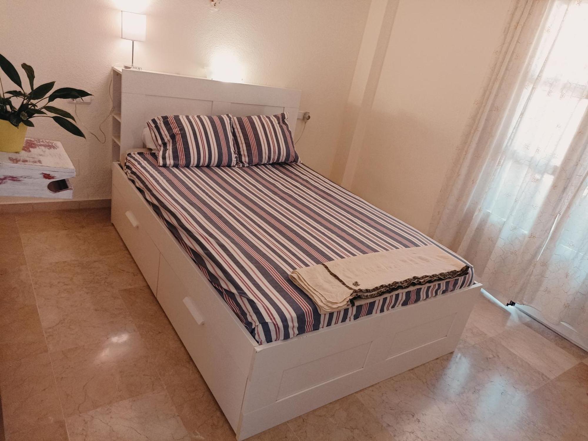 Confortable Habitacion Centrica En Piso Privado Apartment Málaga Exterior foto